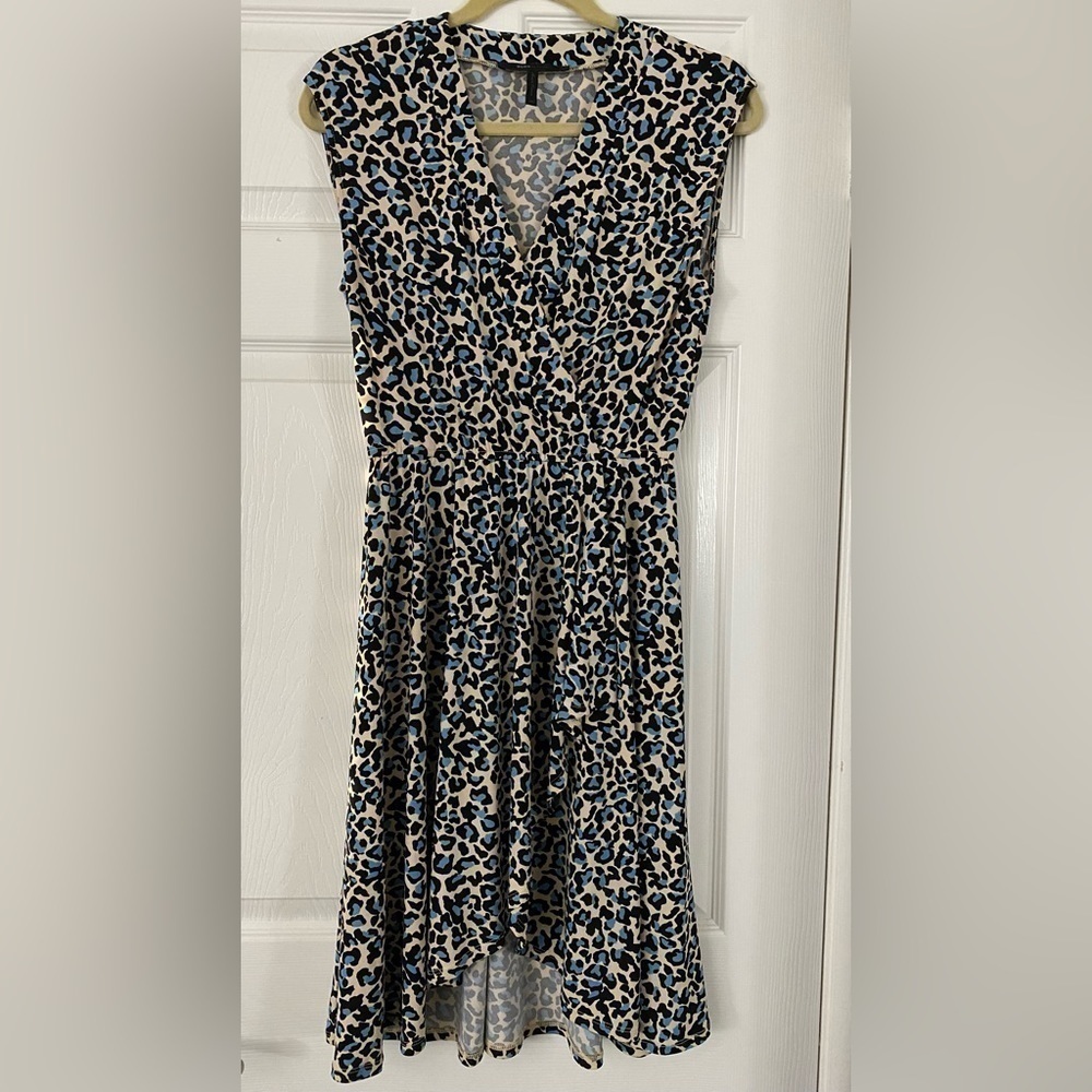 Bcbg MaxAzria Blue Leopard Print Dress Size‎ XS